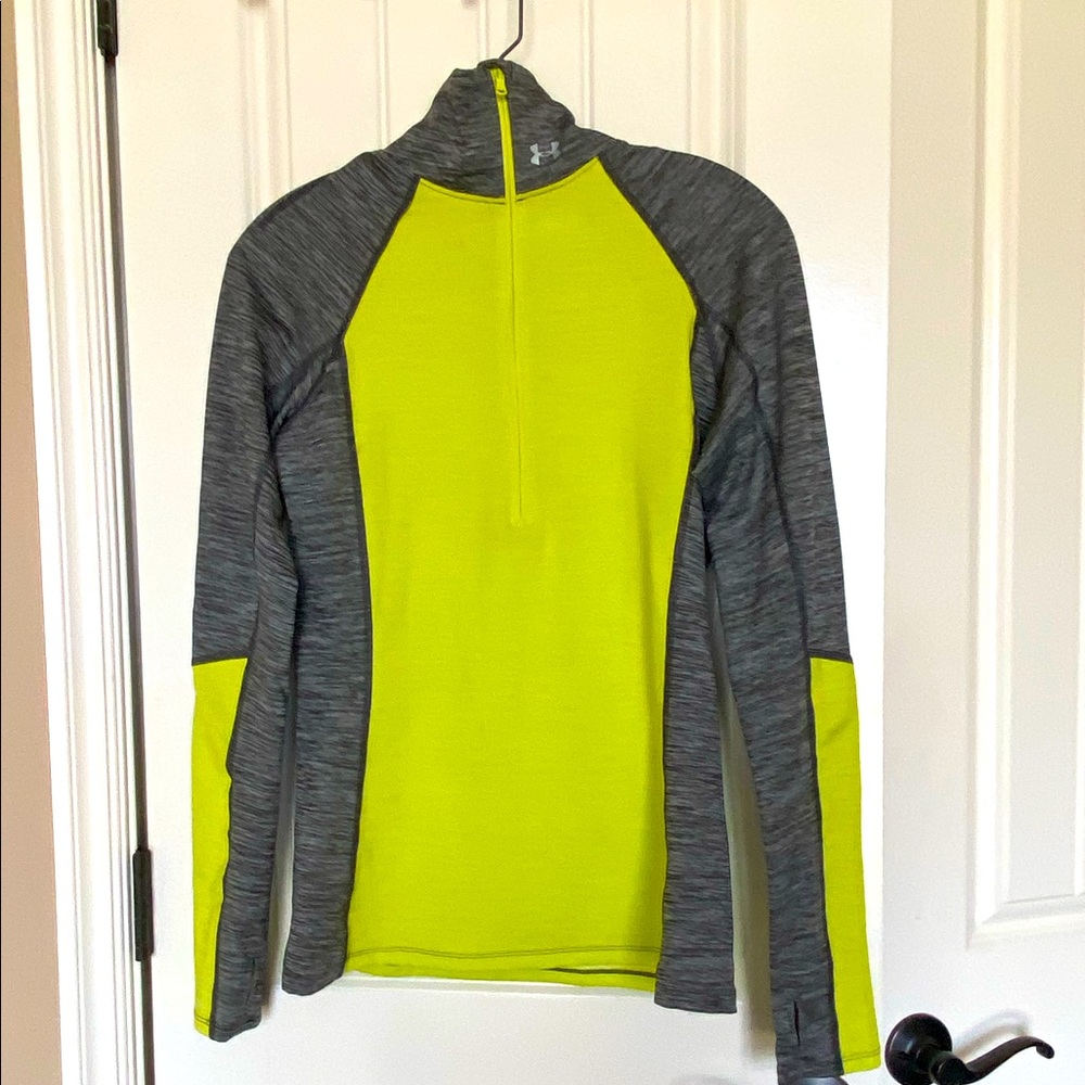 Under Armour Women’s 1/2 Zip Long Sleeve Shirt